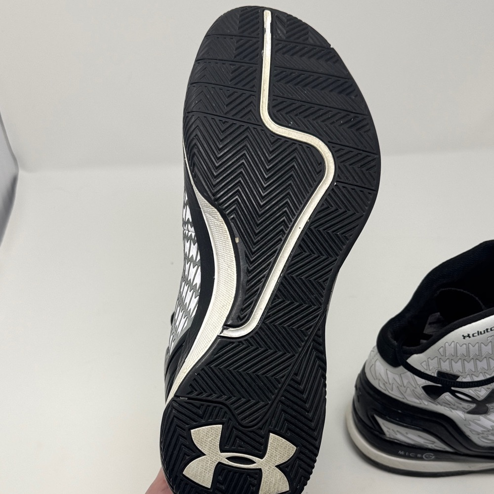 Under Armour Black and White ClutchFit Basketball Shoes - Picture 7 of 8